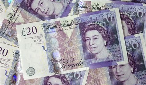 26.50 pounds to dollars|2,650 GBP to USD .